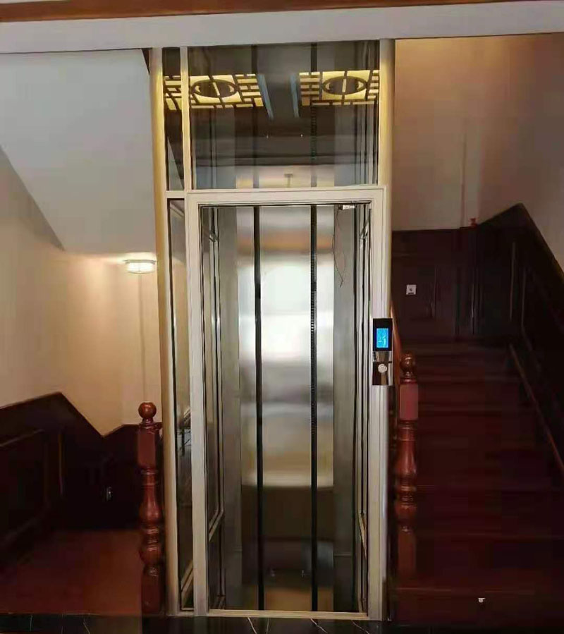 家用电梯